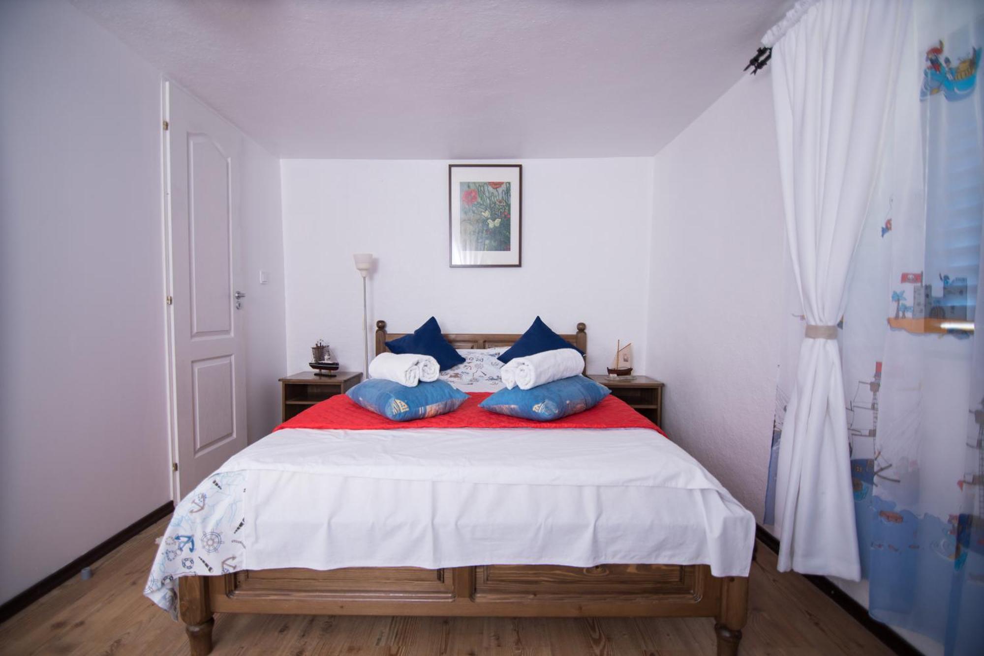 Pensiunea La Gura Portitei - Jurilovca Hotell Exteriör bild
